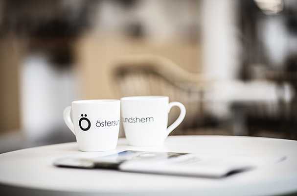 Fredag 28 november stänger vi klockan 12